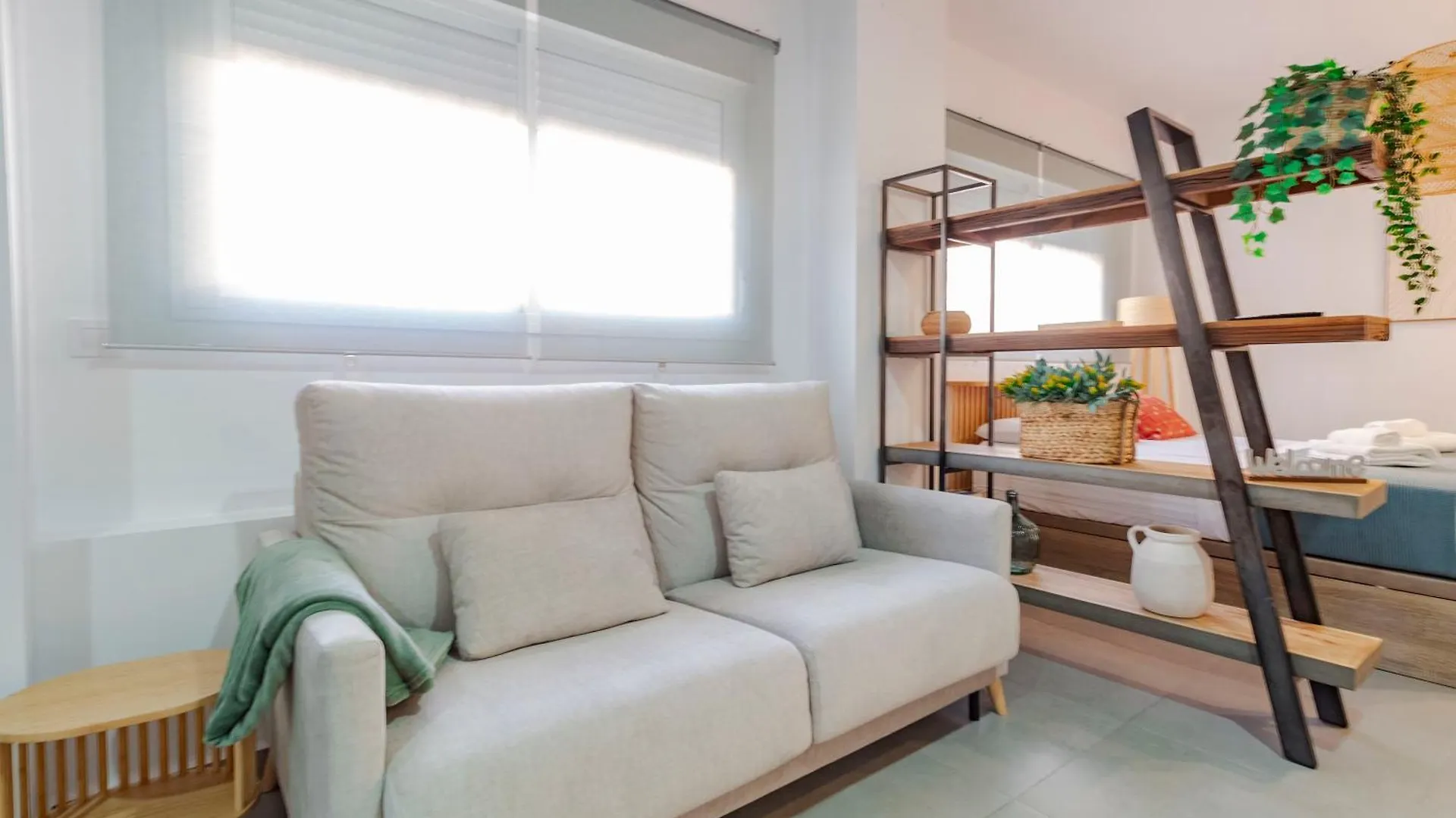 Apartment Nuevo Acogedor Estudio Junto Sta Justa Y Aeropuerto Seville Spain