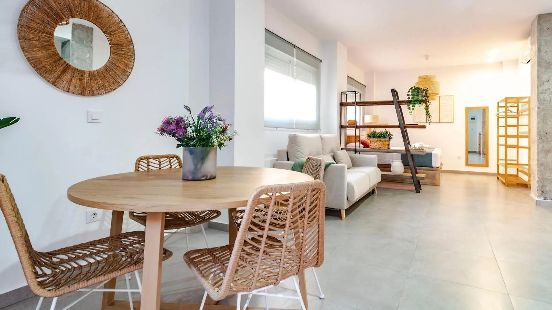 Apartment Nuevo Acogedor Estudio Junto Sta Justa Y Aeropuerto Seville